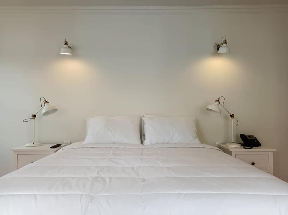 Apartamentos Azera - Isolino Azera プライア・ダ・ヴィクトーリア エクステリア 写真